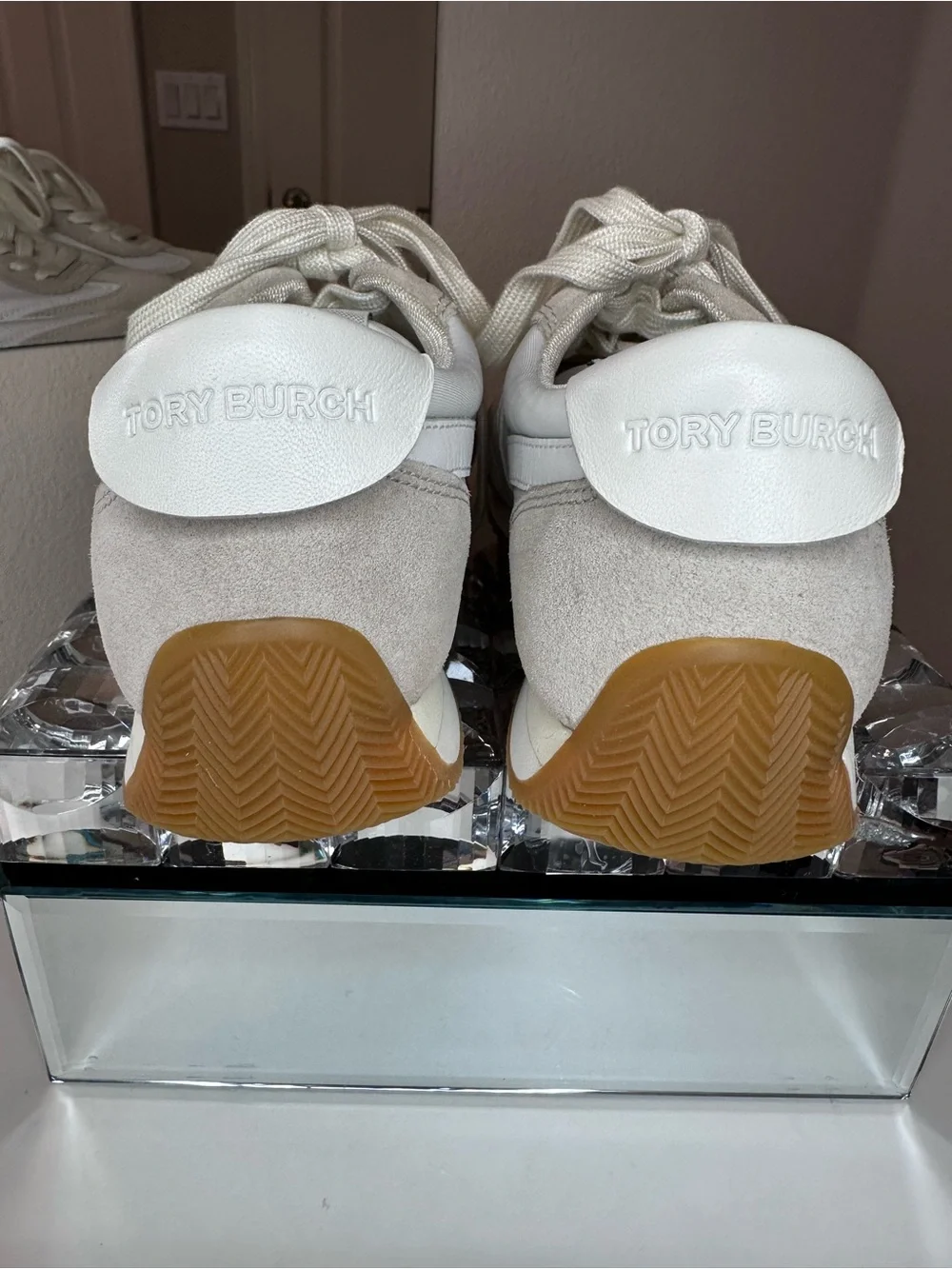 NWOT Tory Burch Hank Snow White and Beige Low Top Shoes - size 6.5